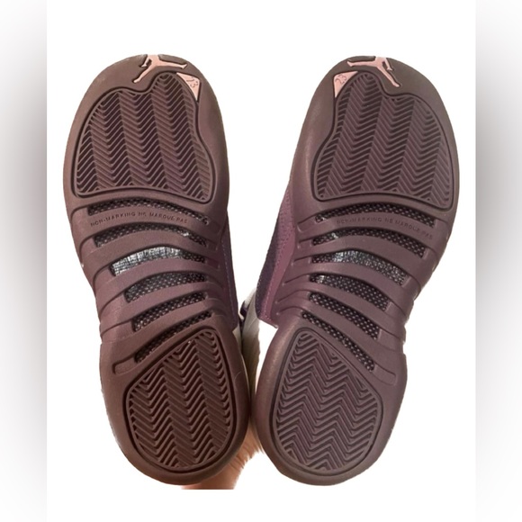 2018
Jordan Retro 12  GS 'Desert Sand - Picture 4 of 9